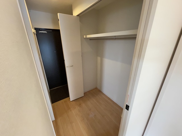 マザーハウス向山0101号室 別号室の写真になります。