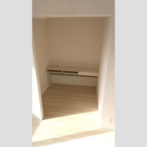 ハイクレア篠崎301号室 同建物別部屋の参考画像