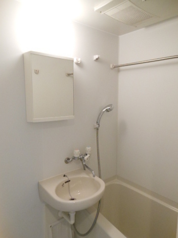 ガーラ・シティ亀戸 浴室換気乾燥機付き