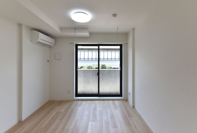 SYNEX YOKOHAMA-NEGISHI ※類似タイプ参考写真です（カラータイプが異なる場合がございます）