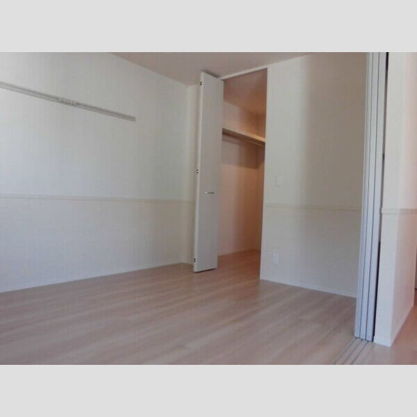 サクラーレ201号室 南側洋室