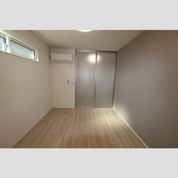 セレスティア大島305号室 LDK②