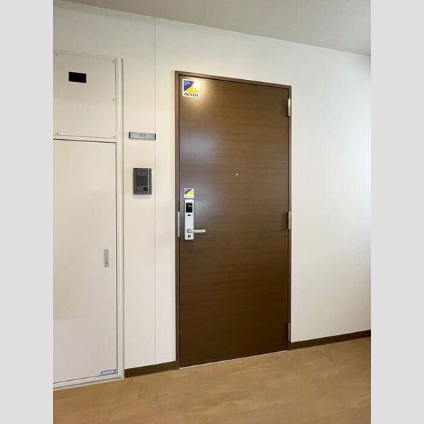 ディー・フラワー201号室 玄関ドア