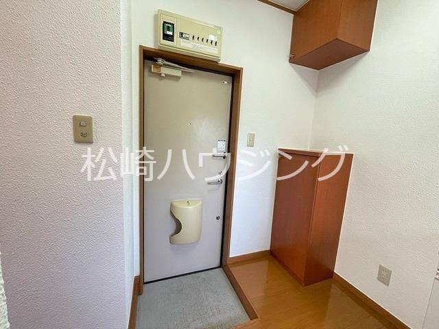 グリーンヴィラ2階 玄関