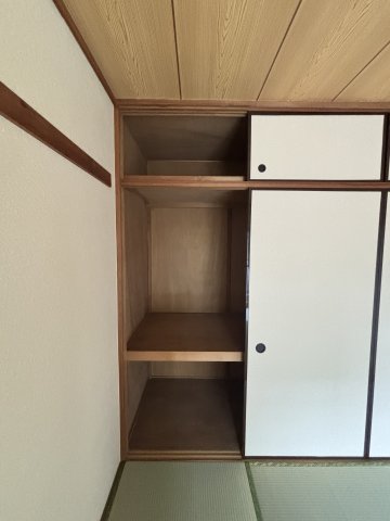 クレストパーク中台 収納