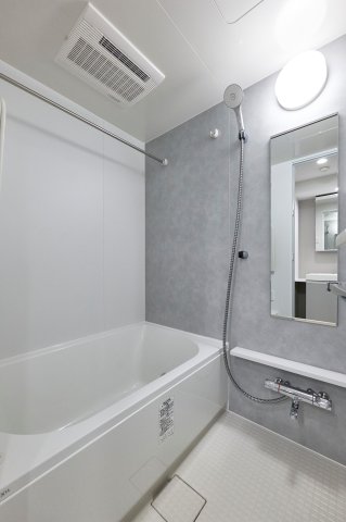 プラウドフラット墨田曳舟ディアージュ208号室 お風呂