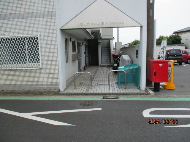 ジュネパレス藤沢 エントランス