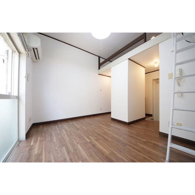 アーバンコート鶴川 内観