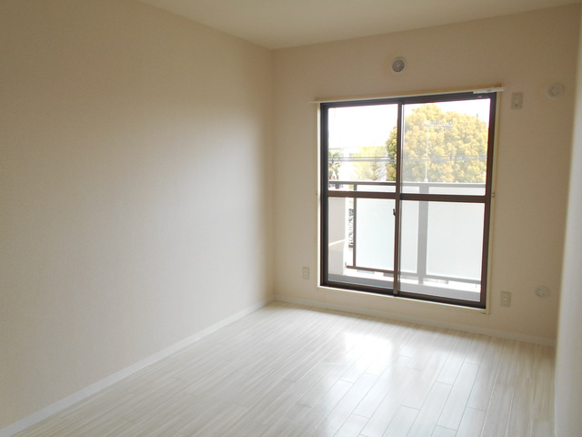 メゾンベール桜台0405号室 リビング