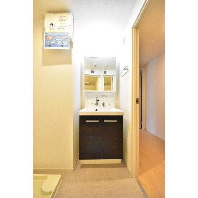 ソレーユ・綾瀬0101号室 内観