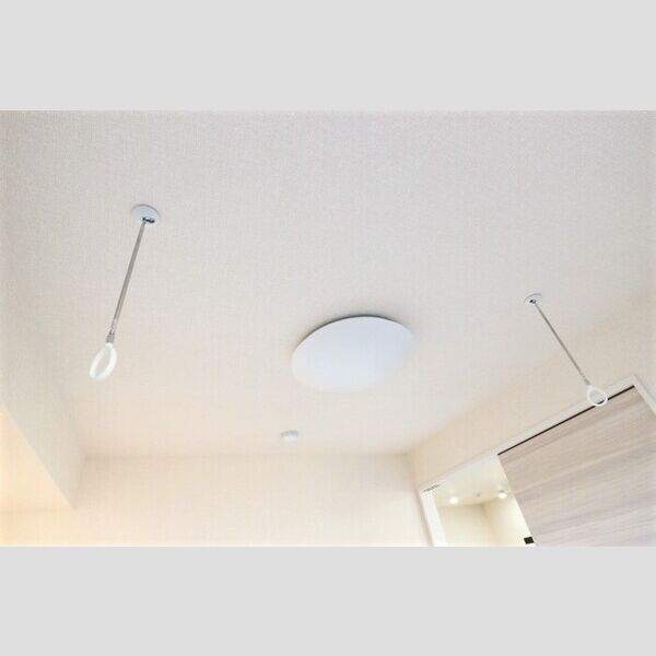 Dear Life302号室 室内物干し