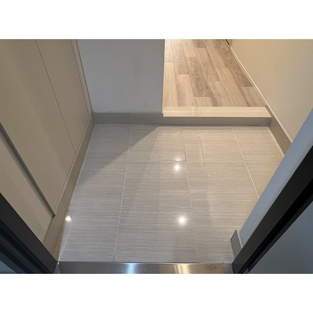 シャンボール白金 玄関