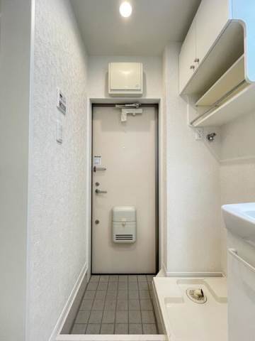 リーヴァレジデンス1階 玄関