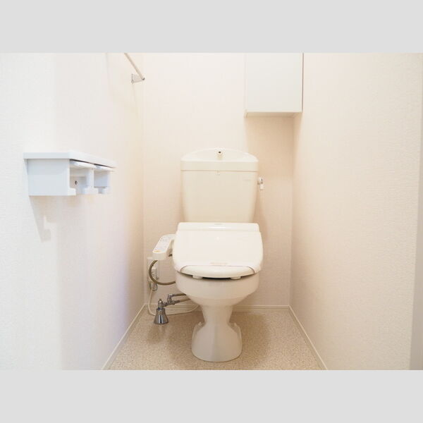 マレアガーデン新横浜A 温水洗浄暖房便座