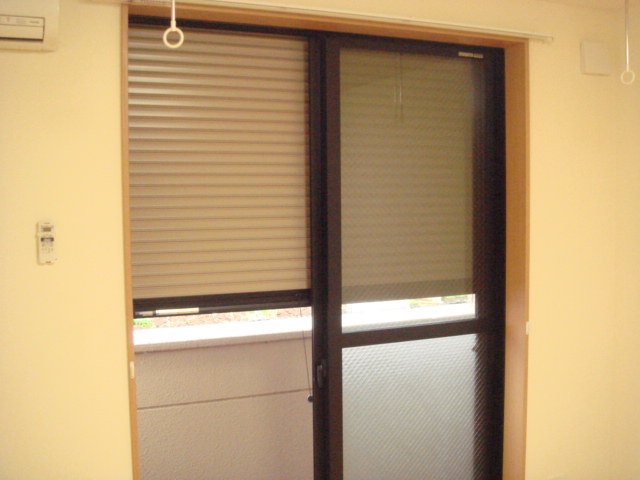 Granchesta2番館102号室 シャッター