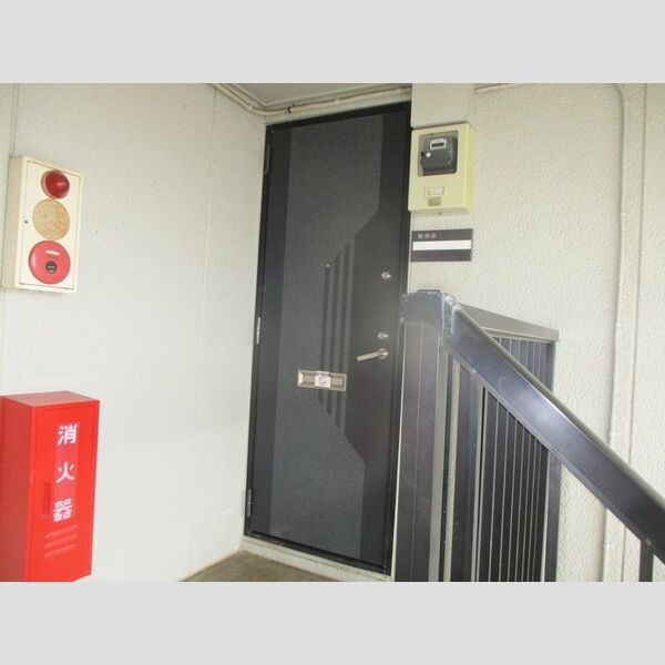 ホープシティ　B 玄関