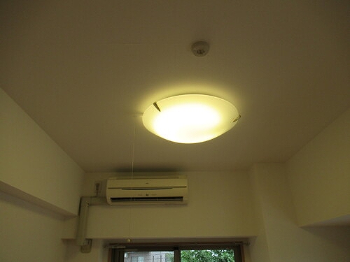 プリズムスクエア本駒込4階 照明（洋室）