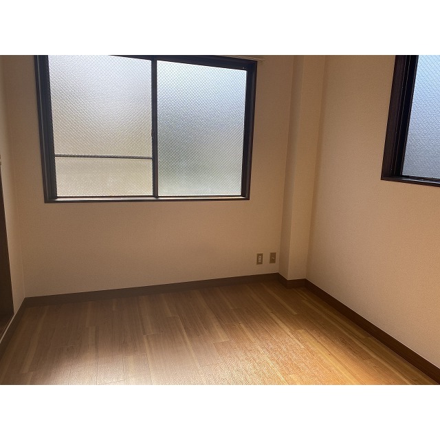 イリス三田0201号室 居室