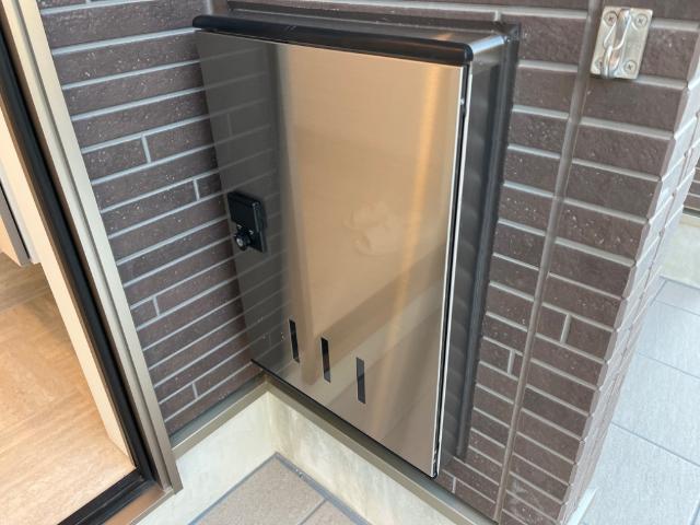 エスポワール203号室 宅配ボックス