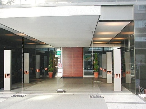 横濱ディアタワー エントランス外観　※2011年01月撮影の写真