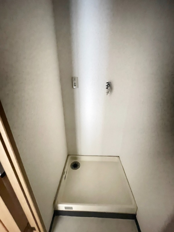 ファインドエル２新宿 ※別号室の写真です。