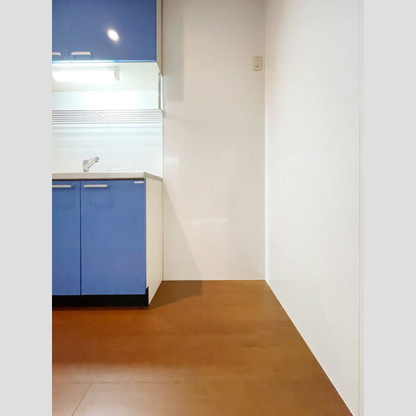 ロイヤルヒルズ武蔵浦和　A106号室 冷蔵庫置き場