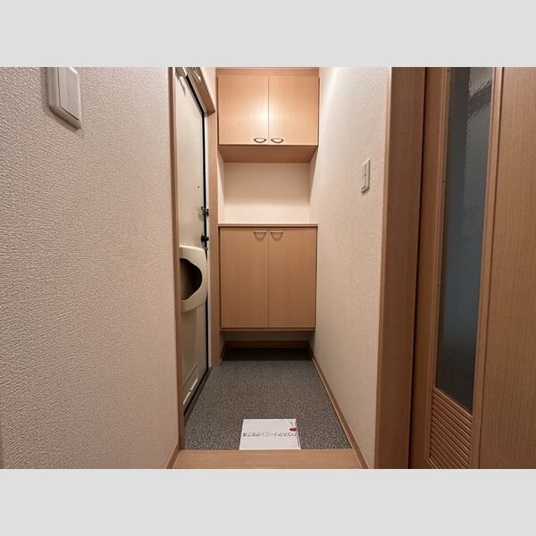 カームヒルズ　AB 玄関