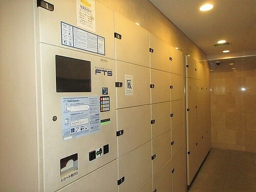 マスターズガーデン世田谷桜4階 宅配ボックス　※前回募集時2025年4月撮影