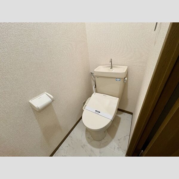 ヴェラクレスト　壱番館 トイレ