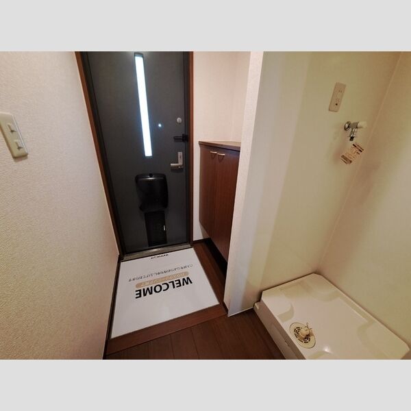 グリーンヒルズSAKAUE 玄関