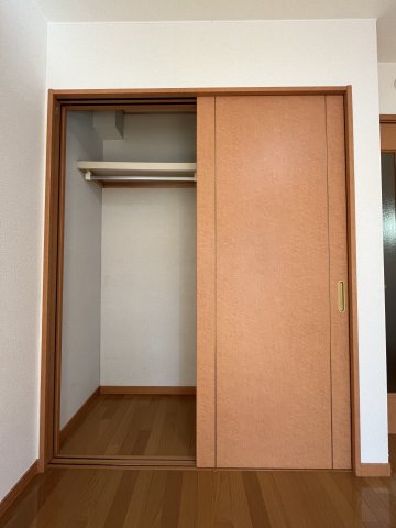 メイプル・ガーデン0106号室 収納