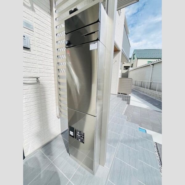 ジェルベーラ 宅配ボックス