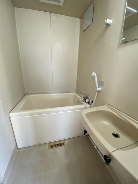 中佐津間ハイツ ※写真は別室です