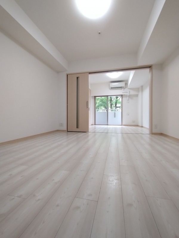 日神デュオステージ関内大通り公園 リビング