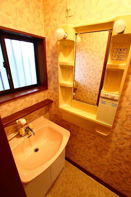 うれし野堀井ビル3階 部屋その他