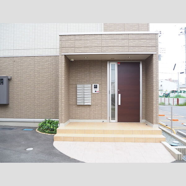 コンフォール新横濱　Ⅰ エントランス(オートロック・集合ポスト)