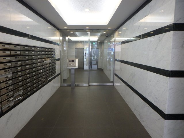 プライムアーバン日本橋茅場町908号室 エントランス
