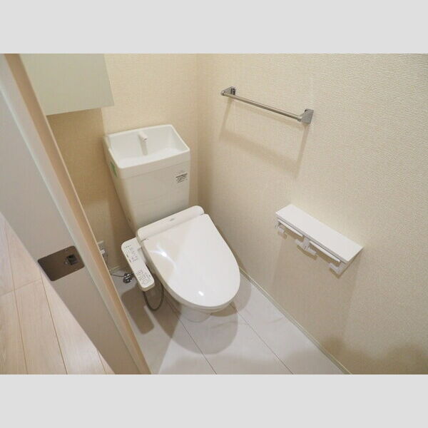 コンフォート新治 温水洗浄暖房便座