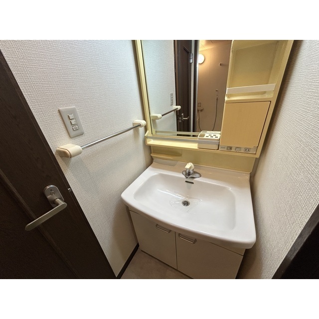 HILLSIDE東川口 内観