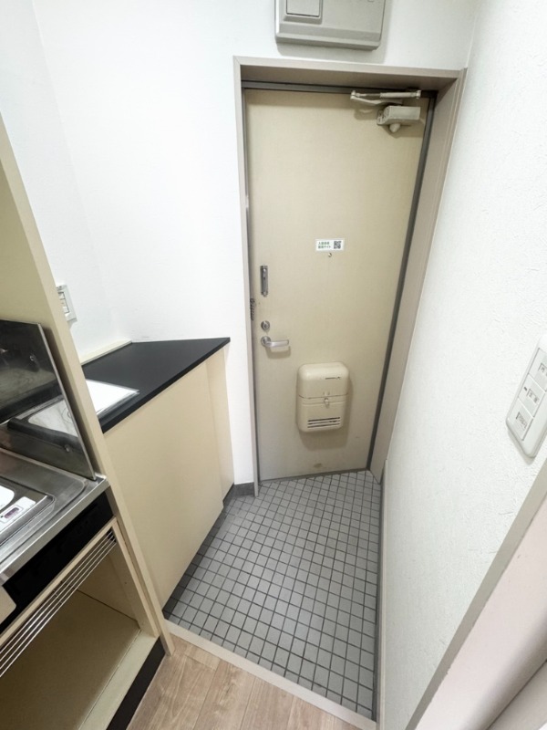 アヴァンセ宿河原2階 玄関