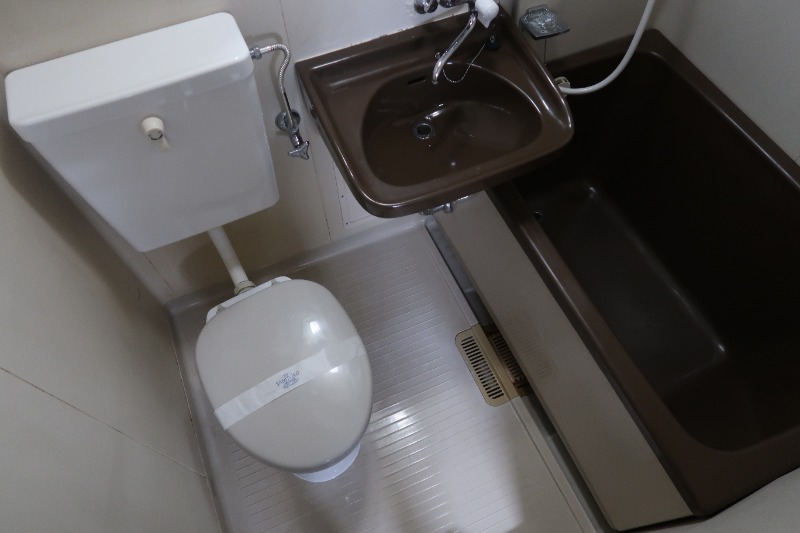 メゾンプラターヌ1階 トイレ