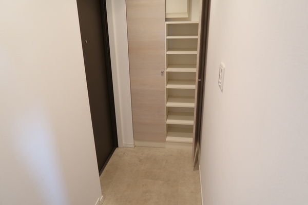 千葉ポートイースト9階 同建物別部屋の参考画像