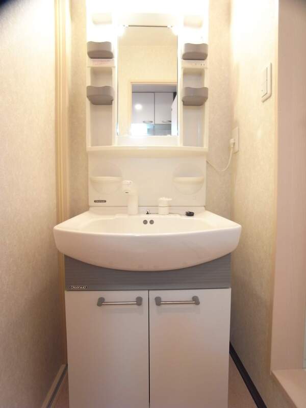 リリックコート長島Ⅱ2階 洗面