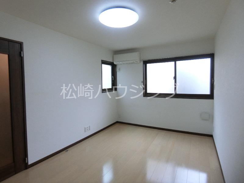 グラットシェル リビング