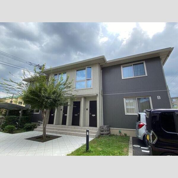 コモレビ大蔵　E102号室 建物外観