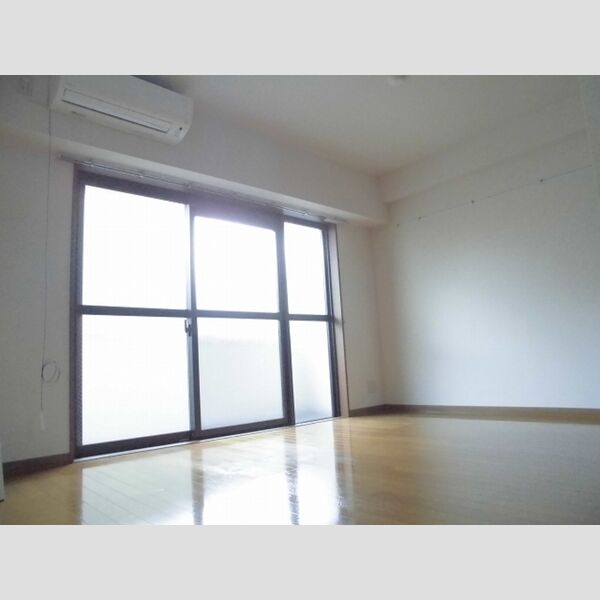 シャンティオン203号室 洋室8.6帖