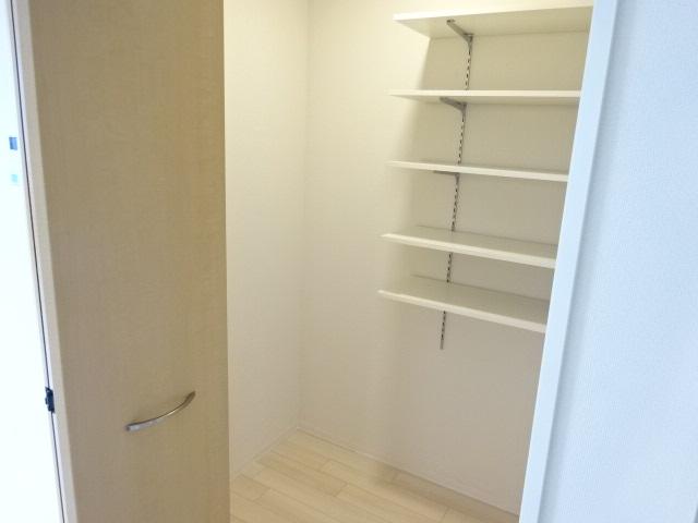 アイリスガーデンⅢ クローゼット