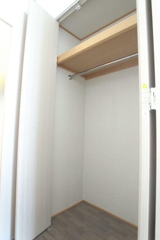 アンダーフォレスト 収納