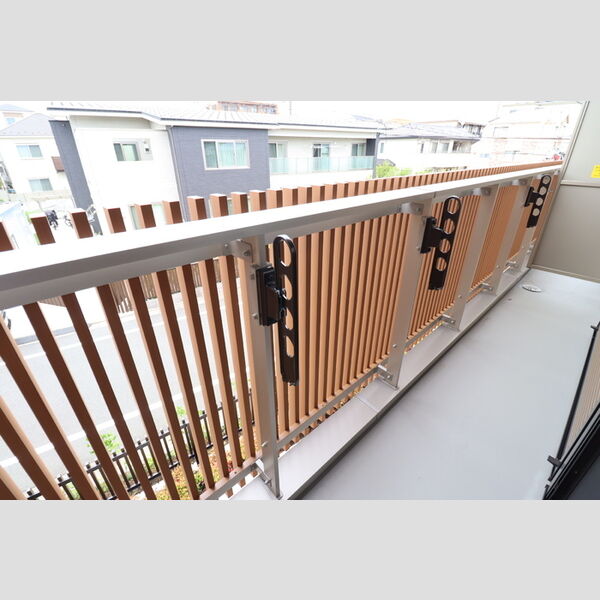 輝 洋室側バルコニー