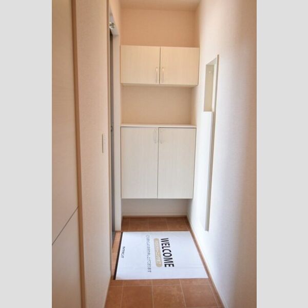 グランド　ソレーユ102号室 玄関